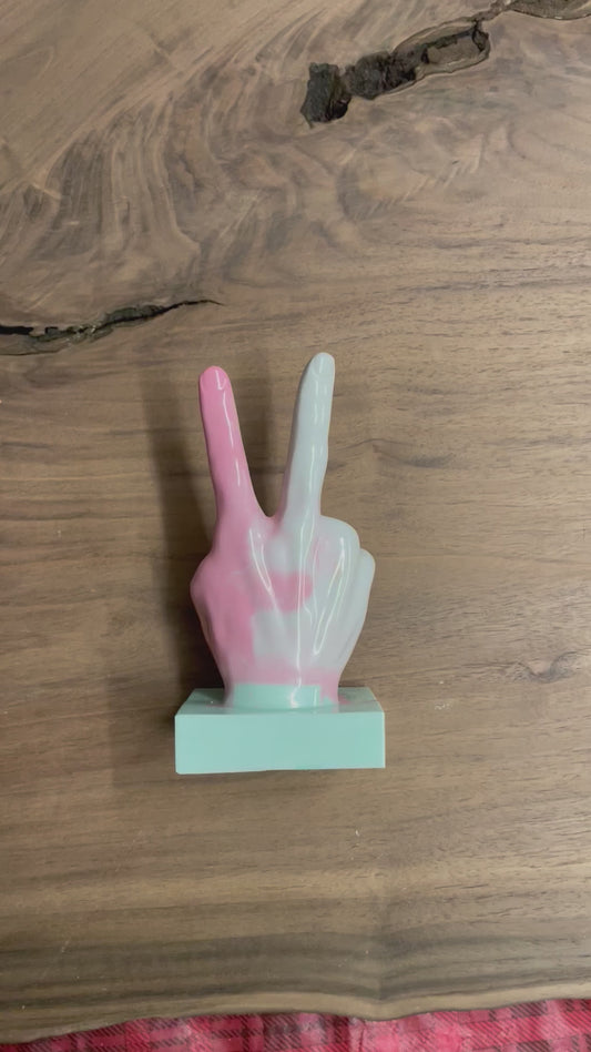 Peace ring holder 1.0